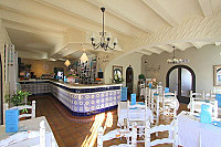 El Cid Restaurant Bar inside