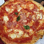 Pizzeria Luna Caprese Di Luna Michelina food