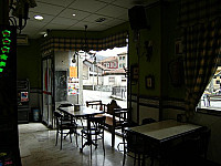 Cafeteria L'artesa inside