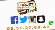 Crousti Poulet Food Truck outside