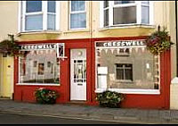 Cresswells Cafe outside