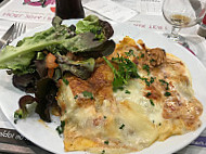 Brasserie Cafe De Paris food