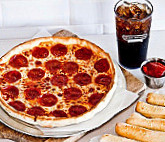 Silver Bow Pizza Parlor food