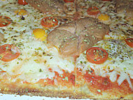Pizzcolabis food