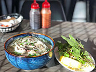 Yen Linh food