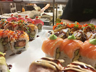 Lucky Sushi, food