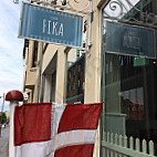 Café Fika outside