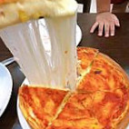 Bầu Pizza Vĩnh Tường food