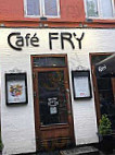 Café Fry outside