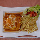 Lusiade Restaurant food