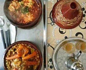 Um Hamza's Marokkanske Delikatesser food