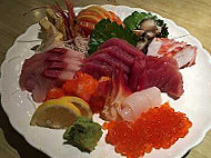 Yanagi Sushi inside