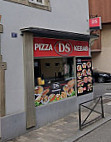 Ds Pizza Kebab outside