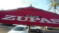 Cafe Zupas outside
