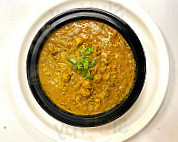 Pal's Indian Cuisine food