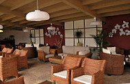 ZeN Lounge Garden inside
