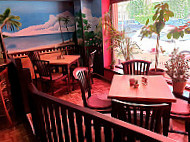 La Cosita Restaurant & Bar inside