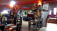 Aladdin Turkish Shisha Lounge inside