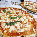 L'antica Pizzeria Da Michele food