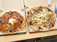 Le Kiosque A Pizzas Montlouis Sur Loire food