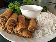 Pho Tri Vietnamese Restaurant food