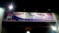El Puerto Pizzeria inside