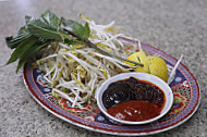 Pho Hung Vuong food