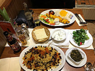 Qasr Restaurant food
