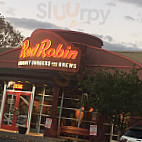Red Robin Gourmet Burgers outside