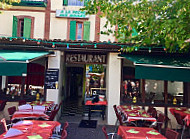 Bar Et Restaurant Du Commerce inside