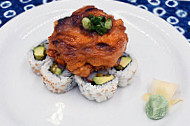 Sushi Zushi food