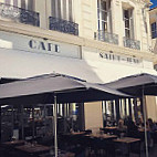 Café Saint-jean inside