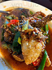 Win Thai Cuisine food