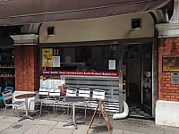 Yomi Sushi&bubble Tea inside