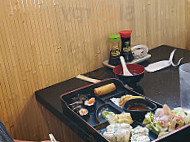 Toyo Sushi Roll food