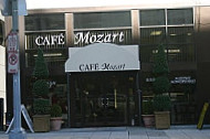 Cafe Mozart/German Deli outside