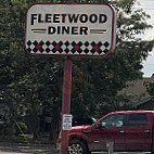 Fleetwood Diner outside