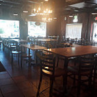 Railroad Seafood Brewing Co. Downtown inside