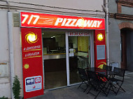 Pizza Way Aussonne inside
