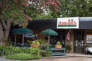 Antoni's Italian Cafe outside