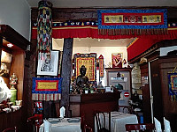 Restaurant Tibetan Kunga Yak inside