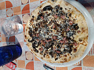La Bussola Pizzeria Paninoteca food