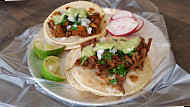 Tacos El Metate food