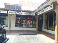 Ole Spain Deli Shop outside
