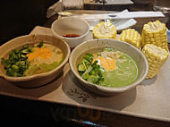 Minnis Shabu Shabu Ii food