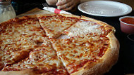 Jonuzi Chelsea Pizza food