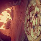 Wood Time Pizza food