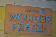 Bardon's Wonder Freeze outside