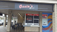 Ozzie's Grill inside