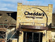 Cheddar's Scratch Kitchen inside